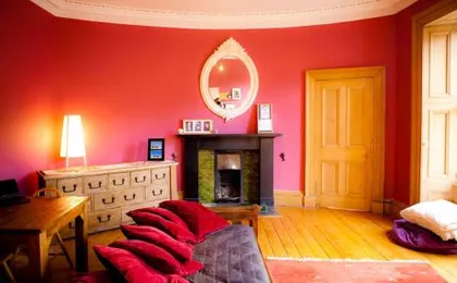 Epicurean Clerk Apartment