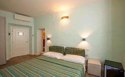 THE NEW ROOMS of FLORENCE
