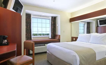 Microtel Inn & Suites by Wyndham Hattiesburg