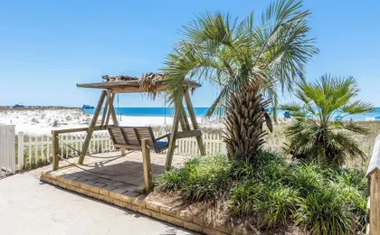Royal Palms 1303