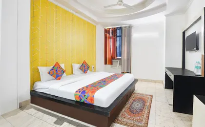 Fabhotel Western