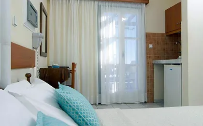 Holiday Beach Resort Santorini