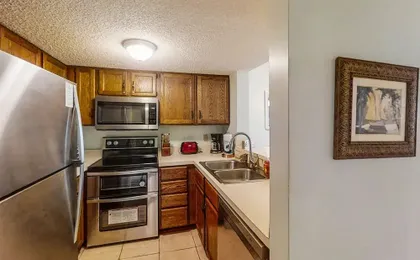 3rd-floor Condo W/fountain Views, Private Balcony & W/d, On-site Pool & hot Tubs