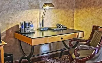 The Bertram Inn Hotel & Conference Center, Trademark Collection Hotel