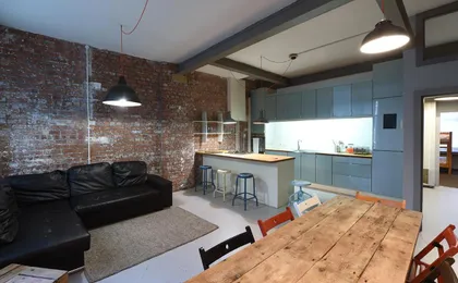 Mason Street Apartment Sleeps 16