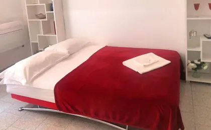 10 - 12 Tourist House Apartment Centre Bologna