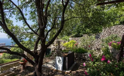 Studio Maro - Studio Apartment with Terrace