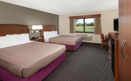 Americinn by Wyndham Grundy Center
