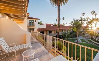 Harbor View Inn