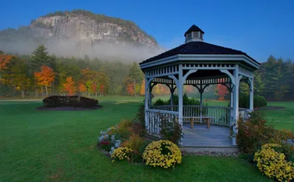 White Mountain Hotel & Resort
