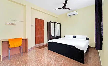 Collection O Senthamizh Residency