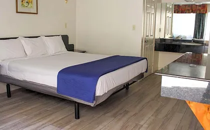Motel 6 Glendale CA Pasadena Burbank Los Angeles