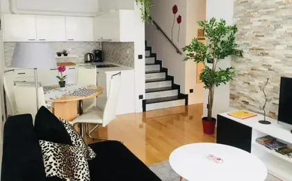 Nova Galerija Studio Vita i Apartman Sara