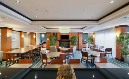 Fairfield Inn & Suites Des Moines Airport