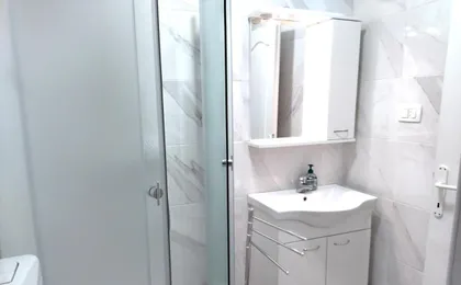 Good Vibrations Apartments