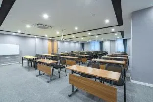 Home Inn Neo Nanjing Wutang Square Subway Station