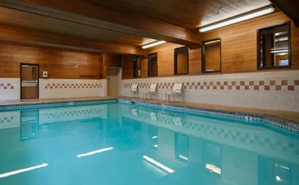 Best Western Plus Rama Inn & Suites