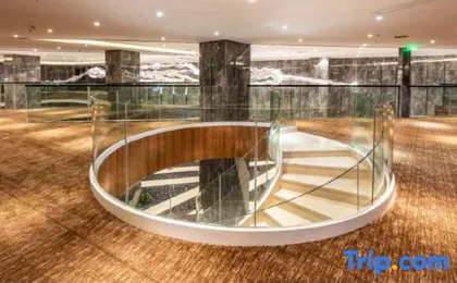 Wuhan Taiyang Hotel (Zhuankou Sports Center Dongfeng Company)