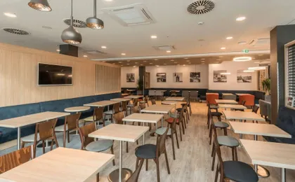 Premier Inn Köln City Süd