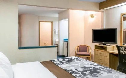 Sleep Inn University