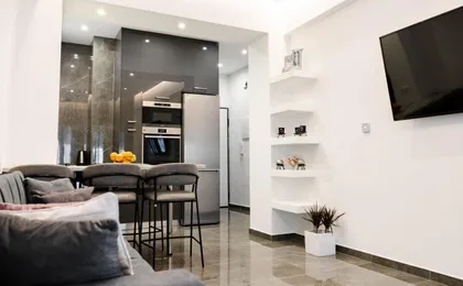 Larissa Railway &Metro Station Apartment