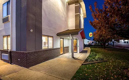 Super 8 by Wyndham College Park Wash DC Area