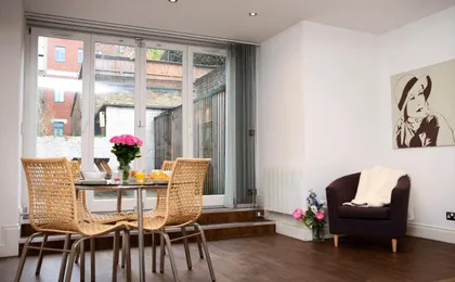 Apt 1, Trafalgar Square 1st Floor by Indigo Flats