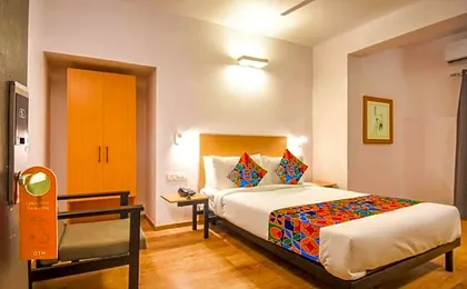 FabExpress Heera Holiday Inn