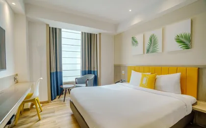 Bloom Hotel - Karol Bagh
