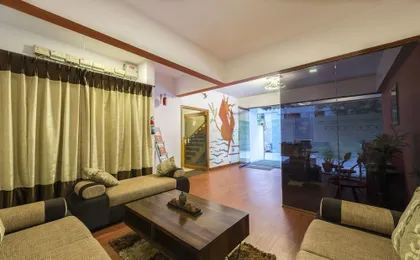 Hotel Raj Comforts