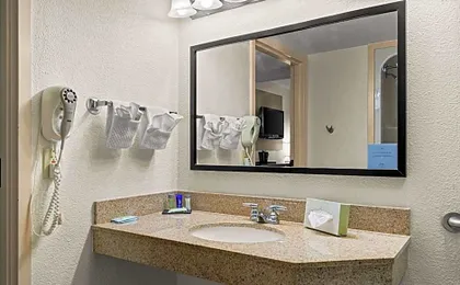 Sleep Inn Wilmington near University