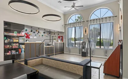Baymont by Wyndham Orlando East