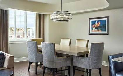 Hotel Alex Johnson Rapid City, Curio Collection by Hilton