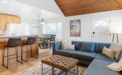 Sunny Venice Beach Home With Open Living & Walkability to Abbot Kinney Venice Drift by Avantstay