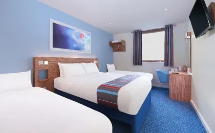 Travelodge Edinburgh Central Queen Street