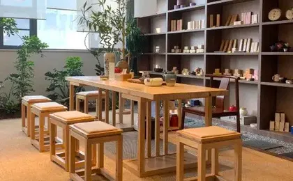Xicheng Yiju Hotel ( Wuhan Railway Station& Wuhan Happy Valley)