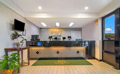 Quality Inn Marietta near Dobbins ARB