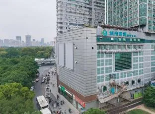 City Comfort Inn Wuhan International Square Union Medical College Hospital