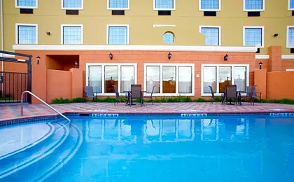 Holiday Inn Express Hotel & Suites Jourdanton Pleasanton By IHG