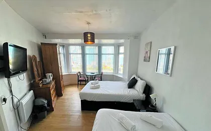 Henson hotel