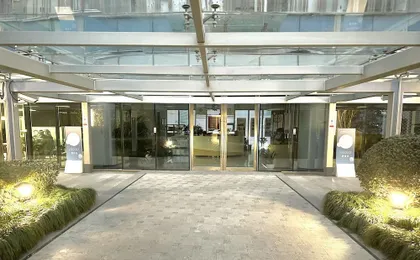 Zhome-Count Luxury Apartment
