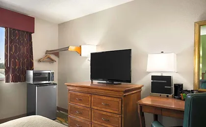 Travelodge by Wyndham Battle Creek