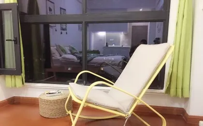 Shanghai Bubble Apartment (Songjiang University Town Subway Station)