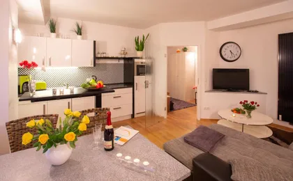 Apartment 1, Rothenburger Straße