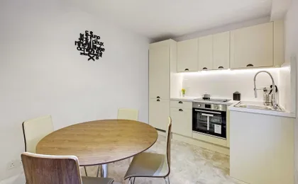 The Sussex Garden Apartment