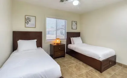 Chandler oasis with pool & hot tub