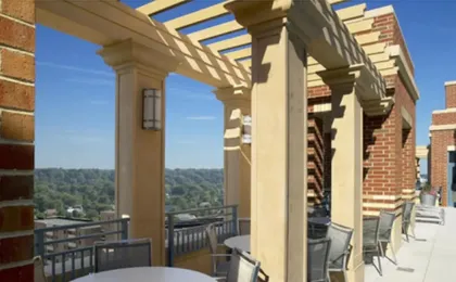 Bluebird Suites in Crystal City
