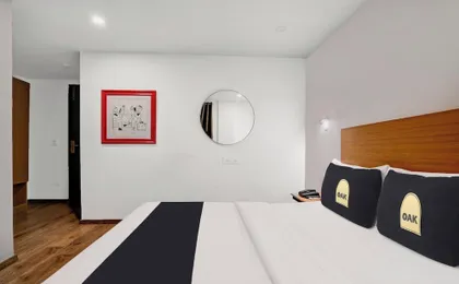 Hotel Woodland Suites Near Delhi Airport