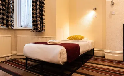 Oyo Sino Hotel