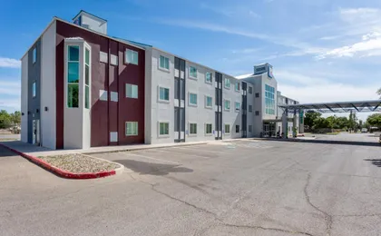 Motel 6 Roswell